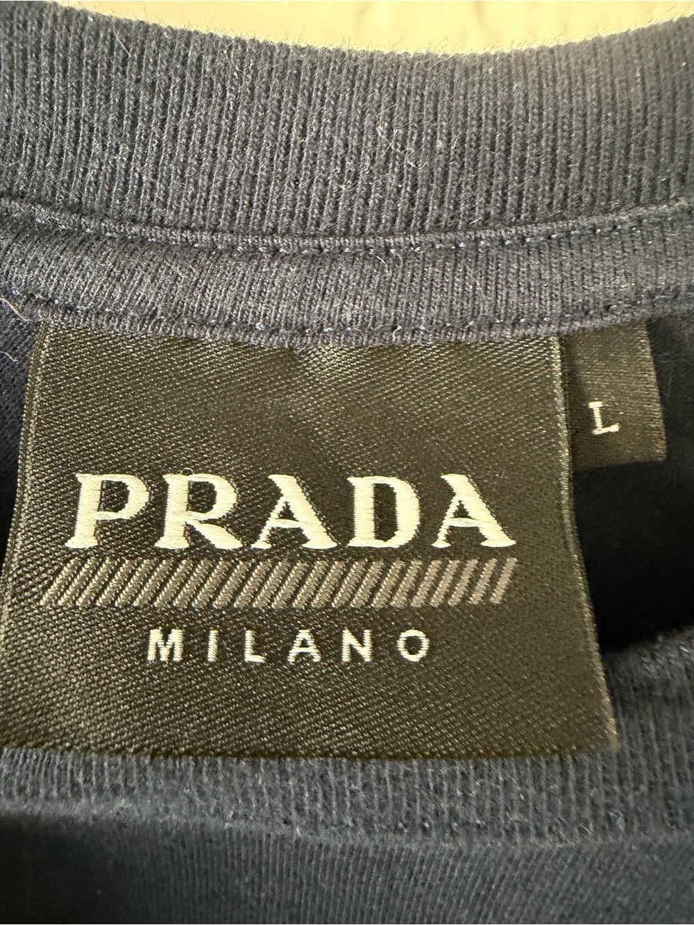 Prada Milano spellout Navy Logo Crew Neck T-Shirt size large made in Italy - Picture 3 of 5